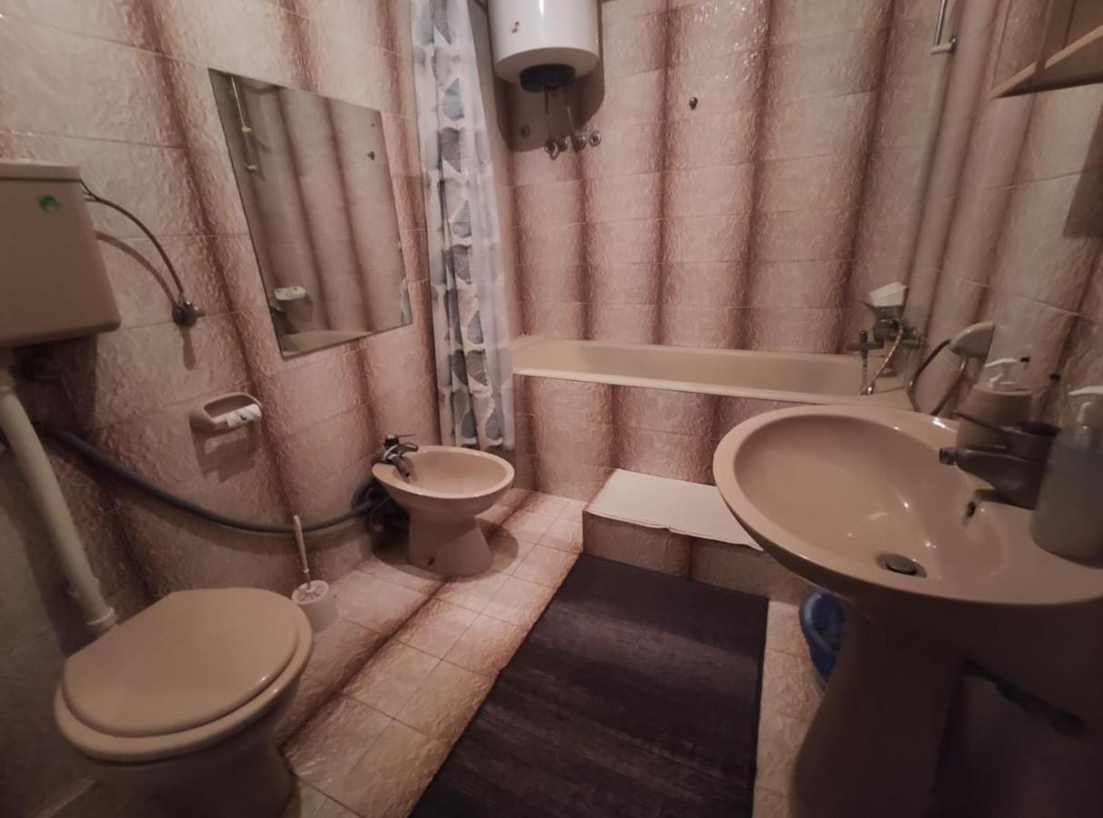Family Apartment Near Beach Biograd Na Moru Bagian luar foto